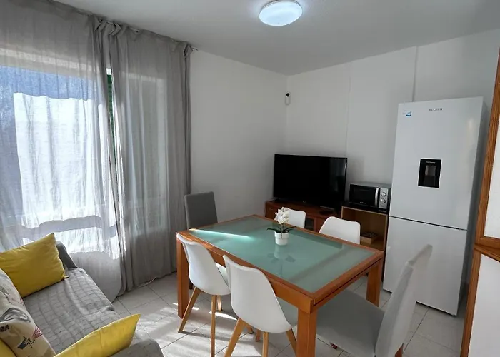 Amarilla Terrace
